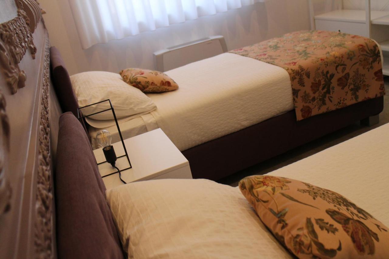 Il Cavaliere Bed And Breakfast カゼルタ エクステリア 写真