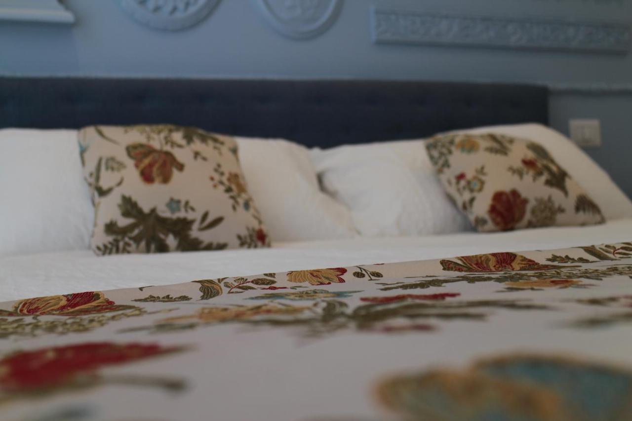 Il Cavaliere Bed And Breakfast カゼルタ エクステリア 写真