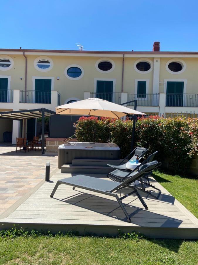 Il Cavaliere Bed And Breakfast カゼルタ エクステリア 写真